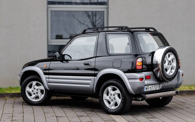 Toyota RAV4 cena 34500 przebieg: 140380, rok produkcji 1999 z Radom małe 781